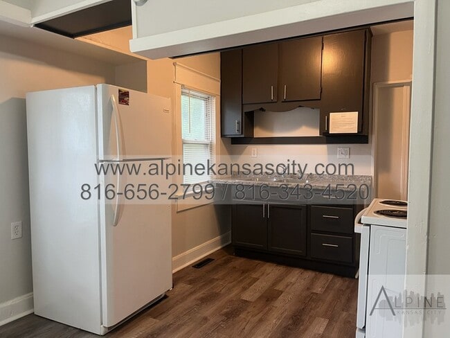 Building Photo - Independence Home on Fenced Lot!