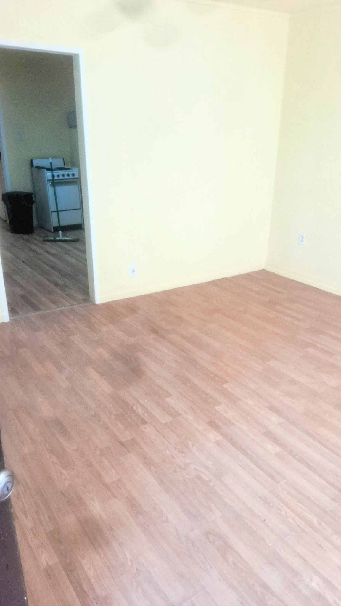 Building Photo - 203 N 13th St