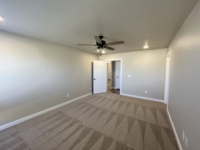 Building Photo - 1301 Ross Ave