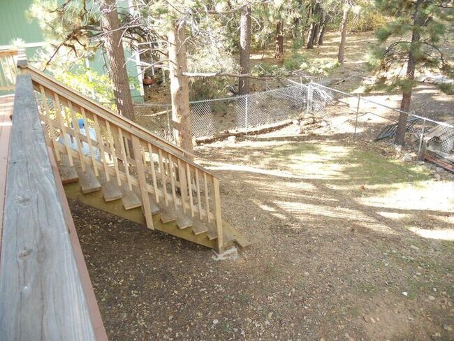 Building Photo - Spacious 4-Bedroom, 2-Bath Home ? Pet Frie...