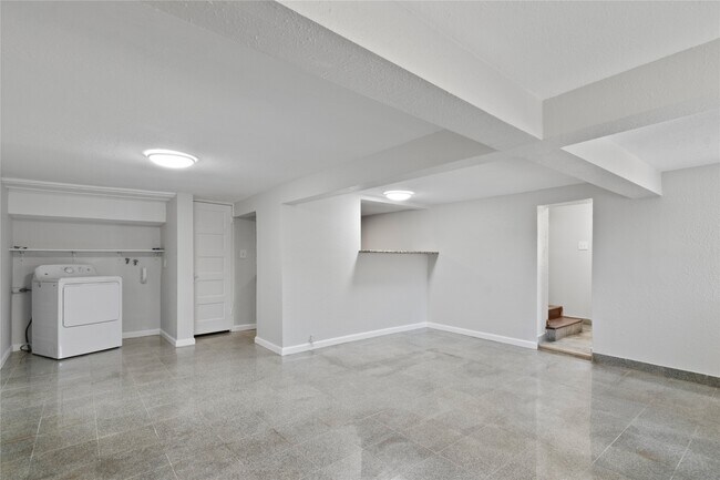 Building Photo - 2507 37th St