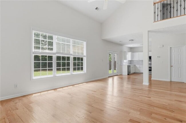Building Photo - 2123 Beacon Crest Dr