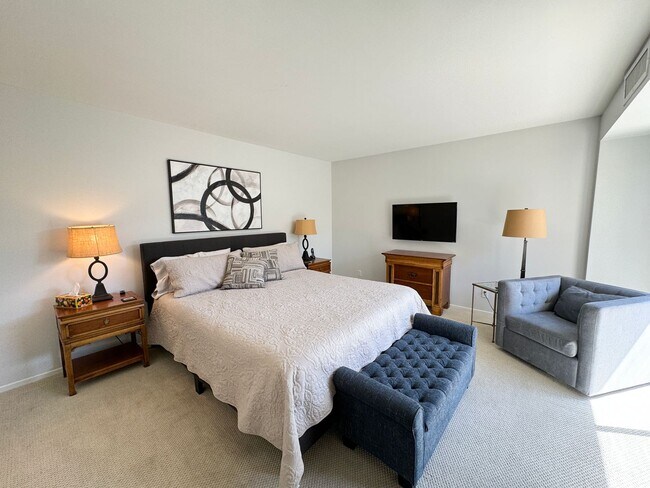 Building Photo - 34983 Mission Hills Dr