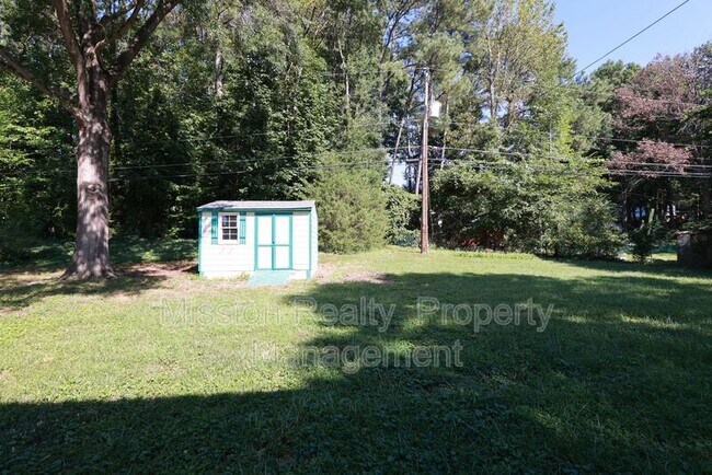 Building Photo - 1519 Chauncey Ln