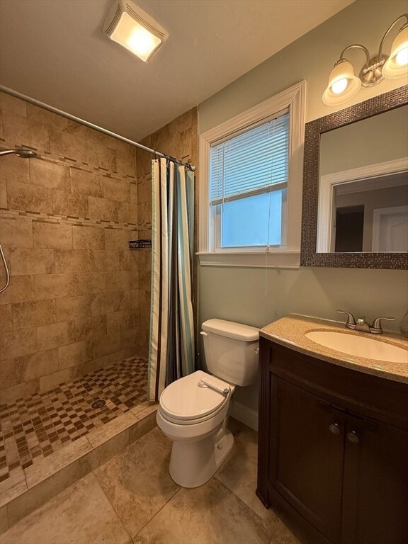 Building Photo - 210 Cedar St