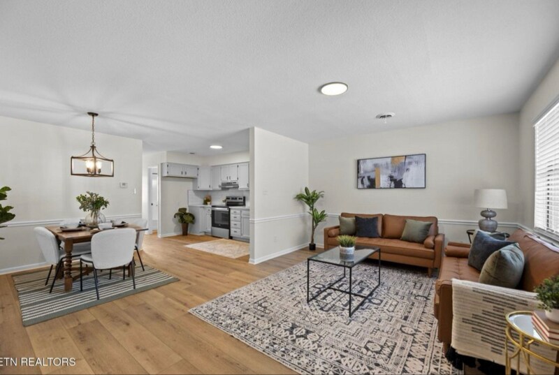 Building Photo - 455 Bramblewood Ln