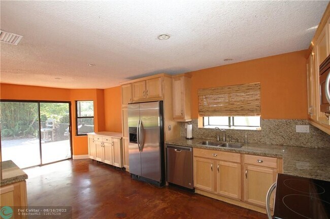 Building Photo - 10134 Boca Woods Ln