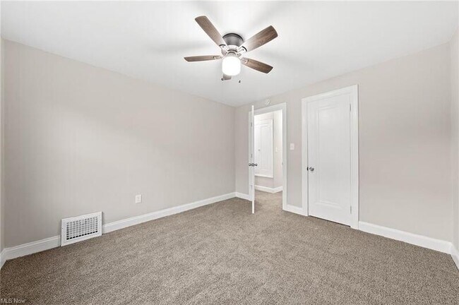 Building Photo - 3613 Cummings Rd