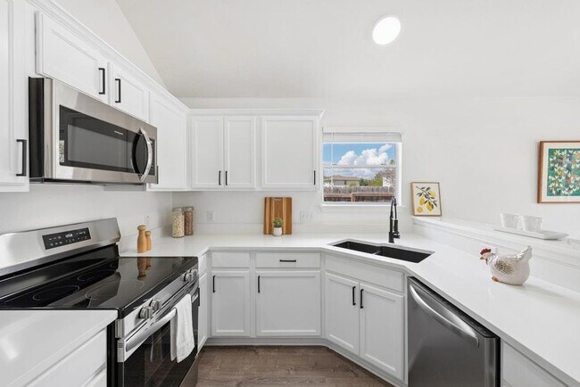 Building Photo - 16612 Trevin Cove