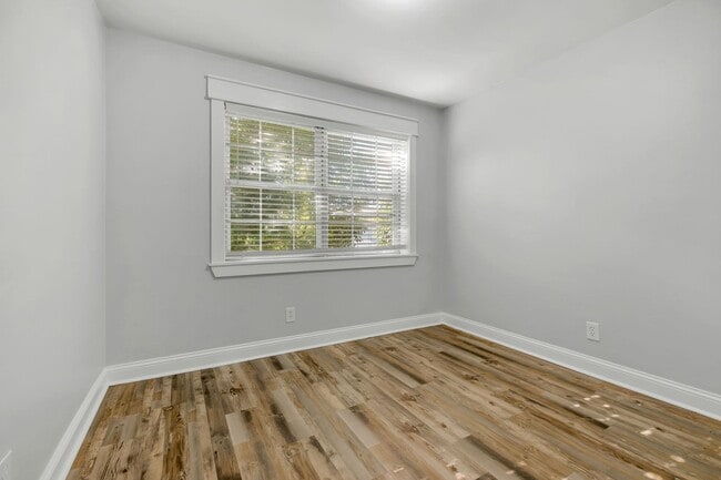 Building Photo - 1115 N Woodward Ave