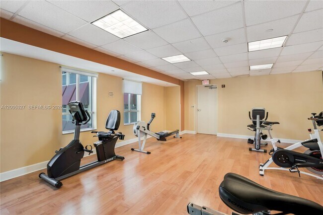 Building Photo - 7350 SW 89th St