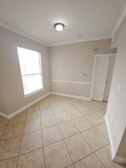 Building Photo - 5537 Pga Blvd