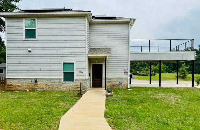 Building Photo - 2622 Hughey Dr