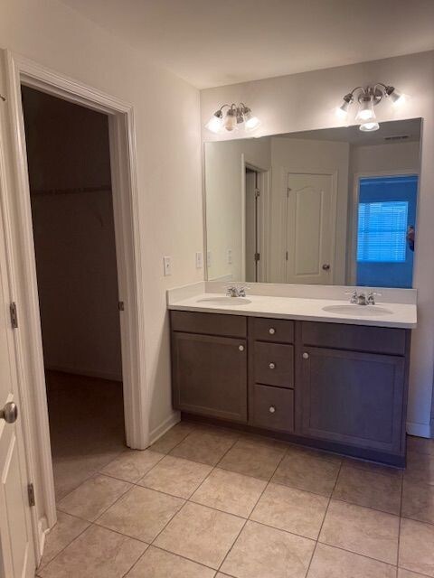 Building Photo - Beautiful Nearly New Townhome at Renaissance at South Park