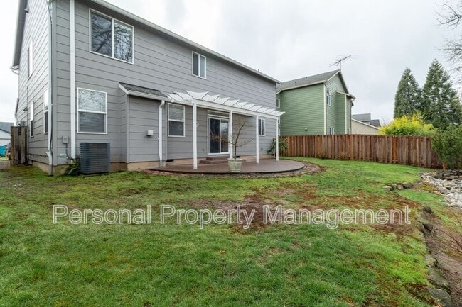 Building Photo - 2014 SW 11th St