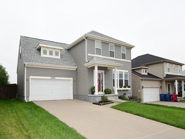 Building Photo - 14902 Mormon St