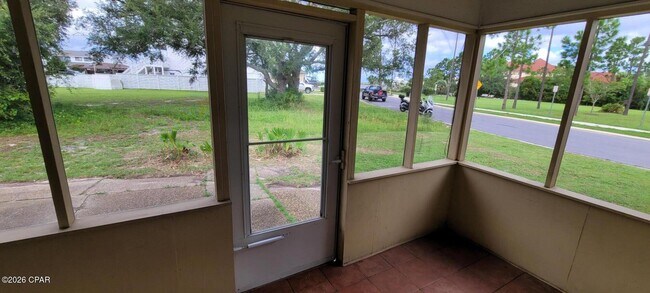 Building Photo - 1319 Calabria Rd