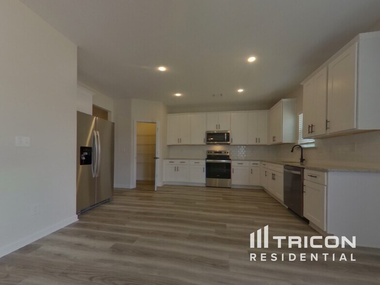 Building Photo - 3392 Arabian Farm Ln