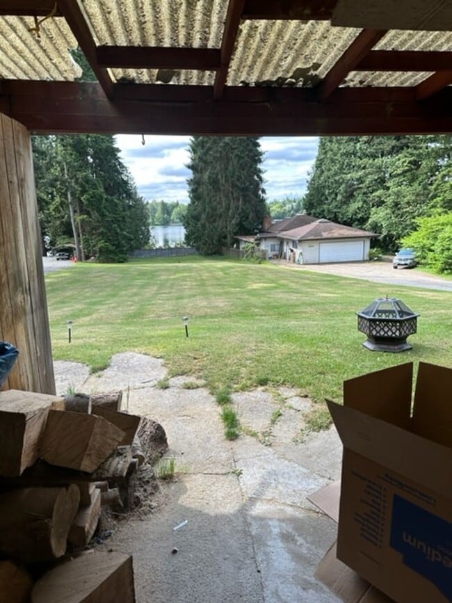 Building Photo - 15801 Larch Way