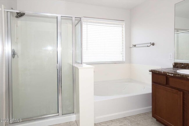 Building Photo - 7062 W Andrew Ln