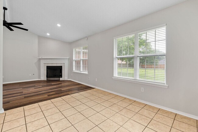 Building Photo - 7120 Blackjack Dr