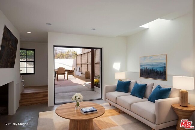 Building Photo - 424 N Avenue 64