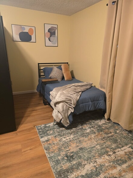 Building Photo - 20 Mildred Dr