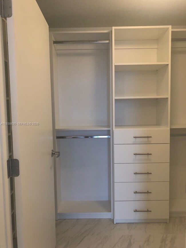 Building Photo - 16385 Biscayne Blvd