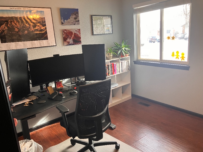 Building Photo - 2451 W 44th St