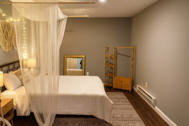 Building Photo - 1167 Cubbage Hollow Rd