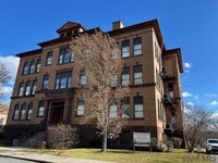 Building Photo - 280 Garfield St