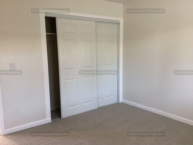 Building Photo - Newly remodeled 1 bedroom minutes from downtown