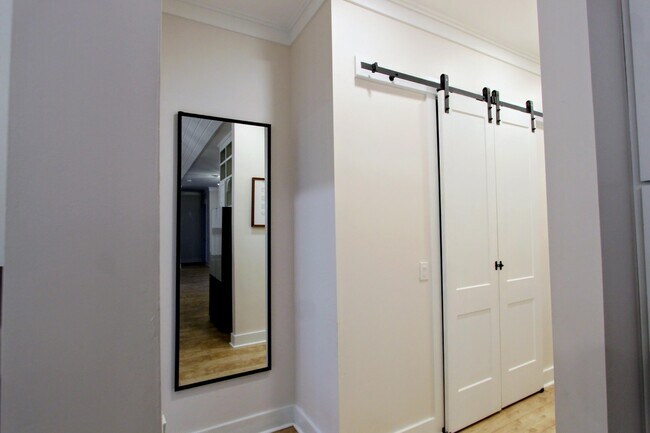 Building Photo - 3116 Pinot Way