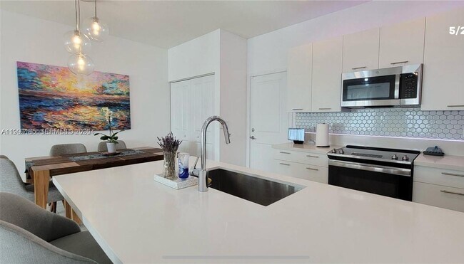 Building Photo - 4675 NW 83rd Pkwy