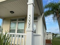 Building Photo - 3008 Hanson Ave