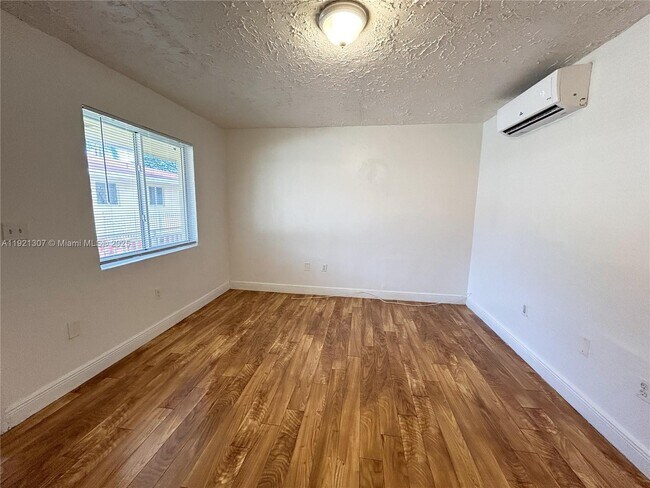 Building Photo - 641 NE 86th St