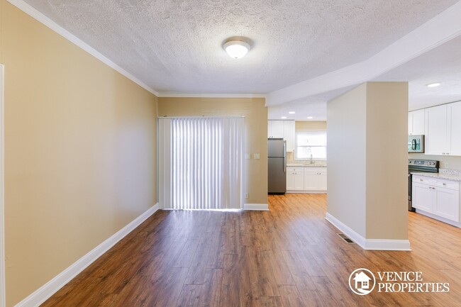 Building Photo - 4 Bedroom on OSU Campus