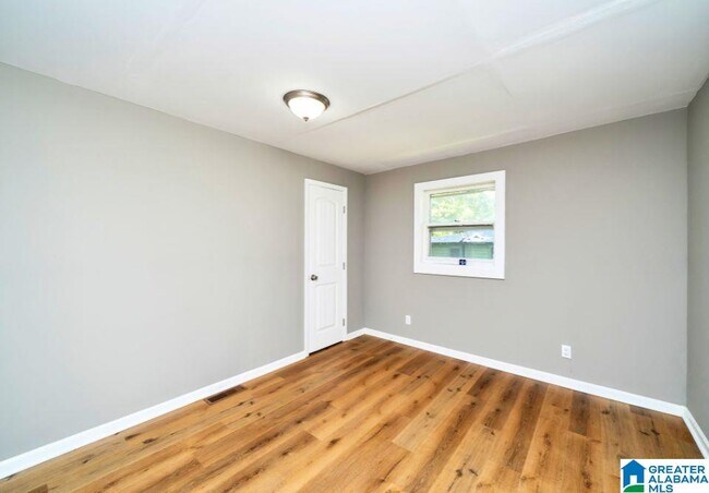 Building Photo - 509 Arnold Cir