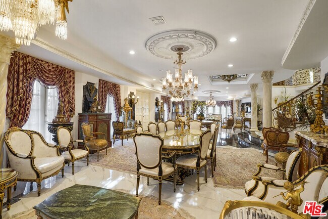 Building Photo - 2258 Gloaming Way