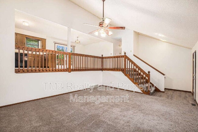 Building Photo - 2409 S 17th Terrace