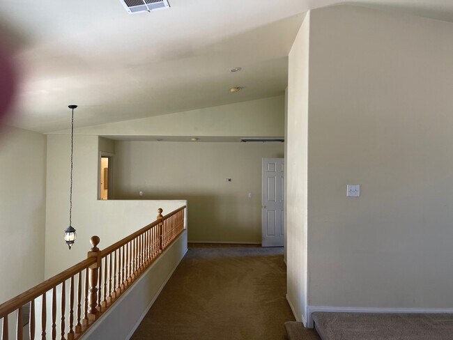 Building Photo - 2246 Sisley Pl