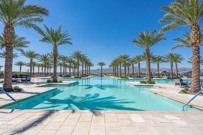 Building Photo - Luxurious Condo in Sterling Grove