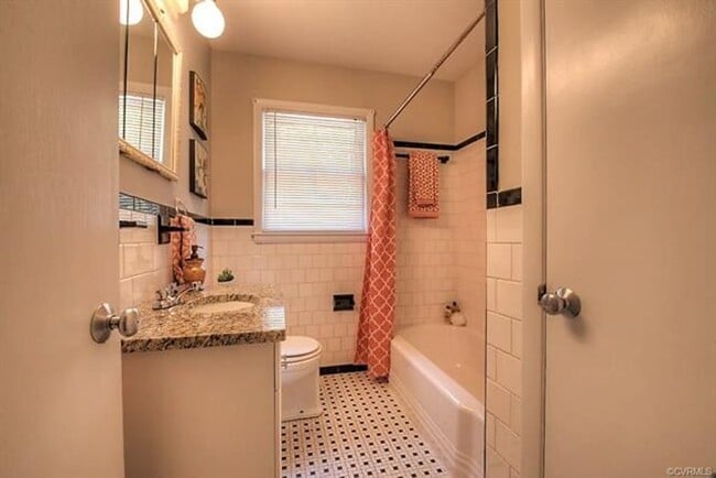 Building Photo - Spacious and Updated Home In Mechanicsville