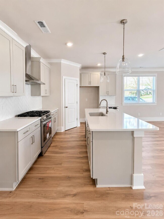 Building Photo - 4630 Dogwood Pl