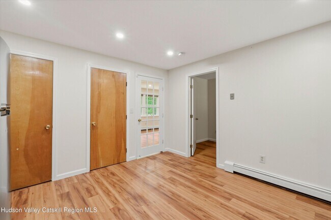 Building Photo - 133 N Smith Rd