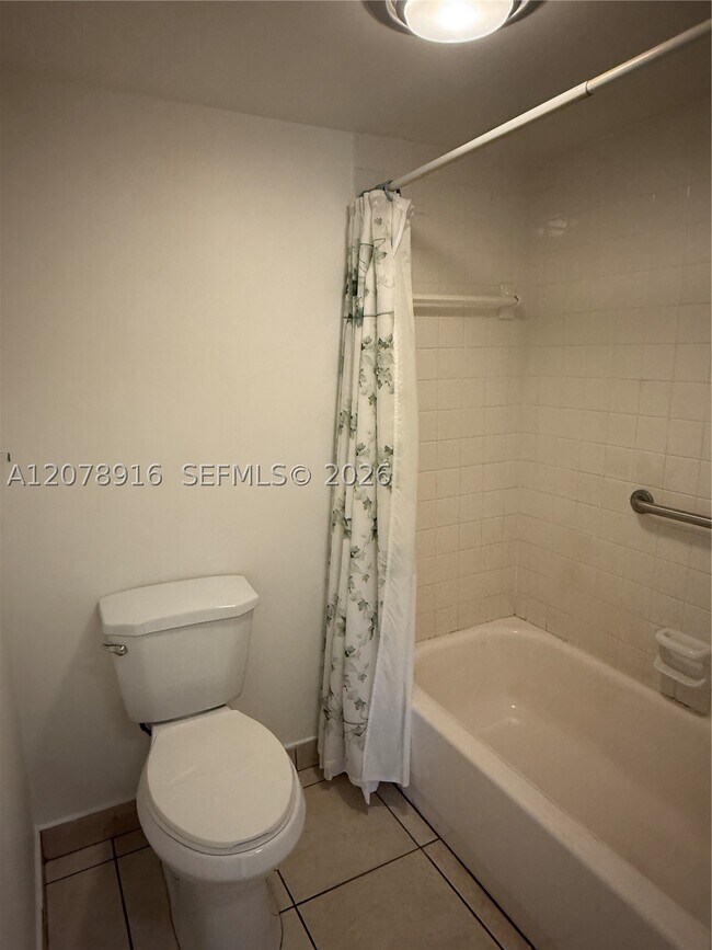 Building Photo - 8401 SW 107th Ave