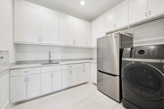 Building Photo - 3735 Tartan Ln