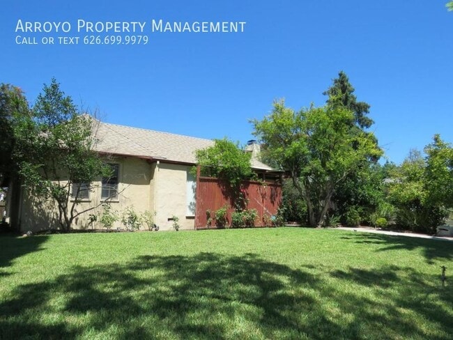 Building Photo - 1757 Paloma