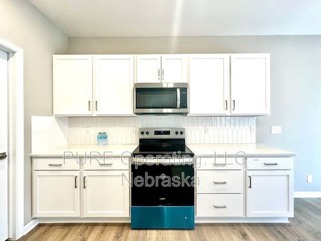 Building Photo - 17451 Tucker St