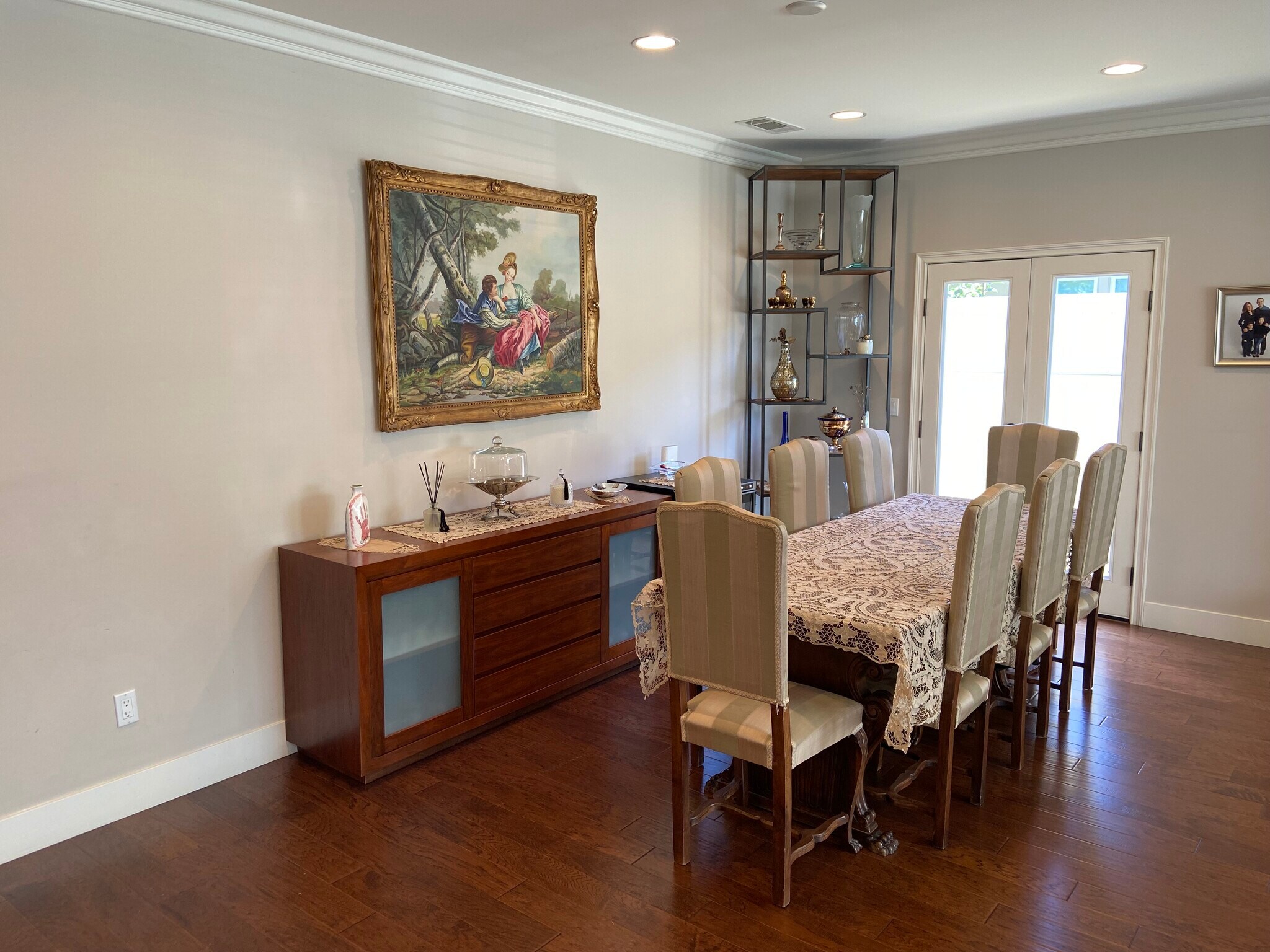 Building Photo - 4470 Stansbury Ave